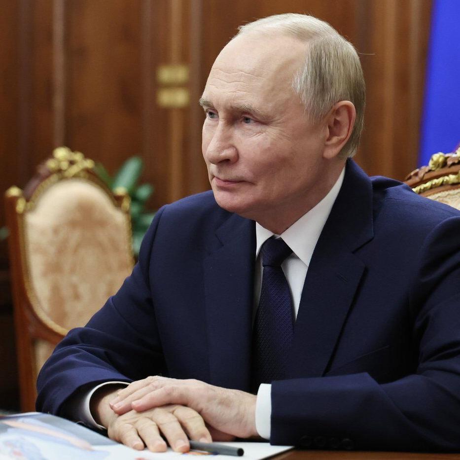 Lawmakers move to extend Russia's compulsory military draft to a year-round process